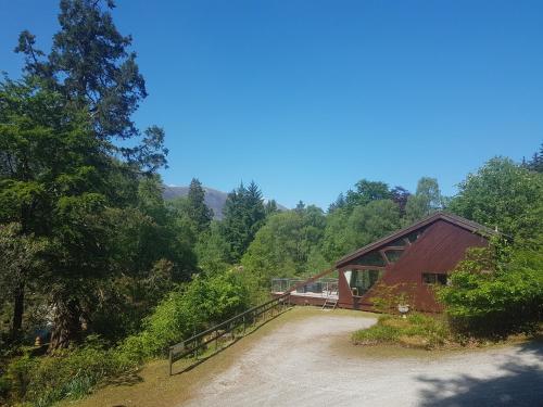 Invergloy Riverside Lodges - Accommodation - Spean Bridge