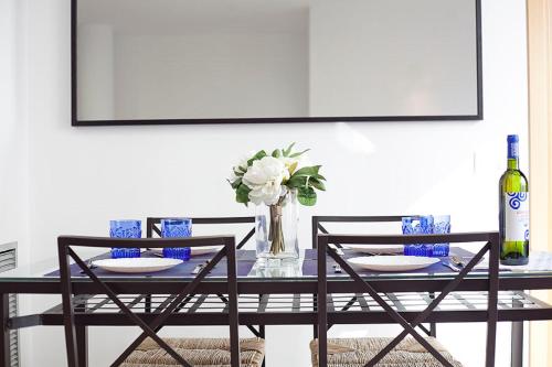Charmsuites Nou Rambla - image 7