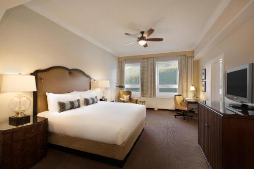 Deluxe Room with Lake View