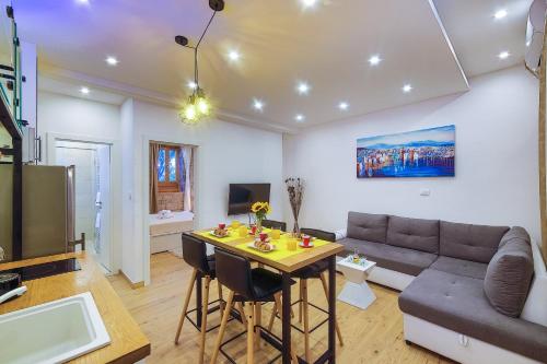 Bacvice apartment Slavija, Split (photo 2)