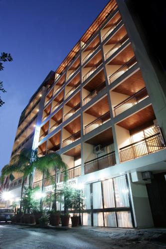 外部景觀, The Mayflower Hotel in 貝魯特