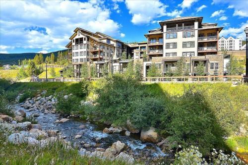 Entrance, Ski In Ski Out Luxury Condo #4475 With Huge Hot Tub & Great Views - 500 Dollars Of FREE Activities & in Winter Park (CO)