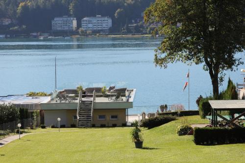 Seehotel Paulitsch – Velden, CA