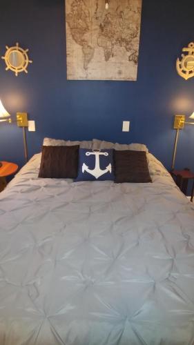 Château sur Mer Bed & Breakfast in Winthrop, USA