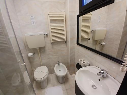 Superior Single Room image 8