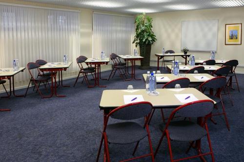 Citadines Sainte Catherine Brussels - image 5