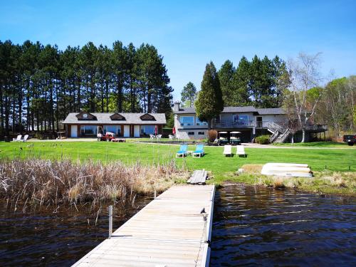 Létesítmények, Barry's Bay Golf Resort in Barrys Bay (ON)