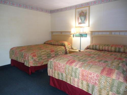 Relax Inn Elmira – Elmira, NY