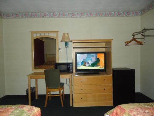 Relax Inn Elmira – Elmira, NY