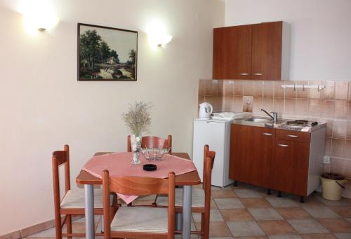 Apartments Blato - image 2