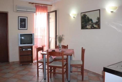 Apartments Blato - image 4
