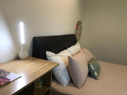 1 queen bed