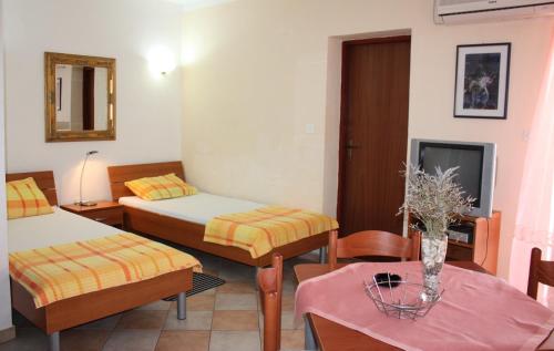 Apartments Blato - image 6