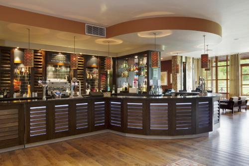 Chessington Hotel - image 8