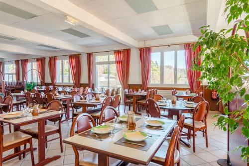 Azureva Murol hotel Murol