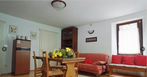 Iekārtas, La Maison de Meme in Fontainamore