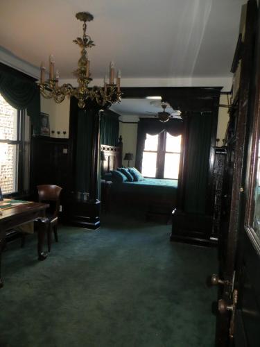 The Polo Inn Bridgeport U.S.A. – Chicago, IL