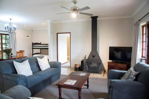 A Hotel Com Lions River Country Cottages Chalet Lions River