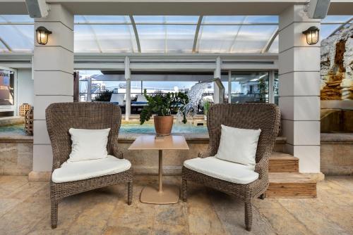 Coral Hotel Athens - image 7