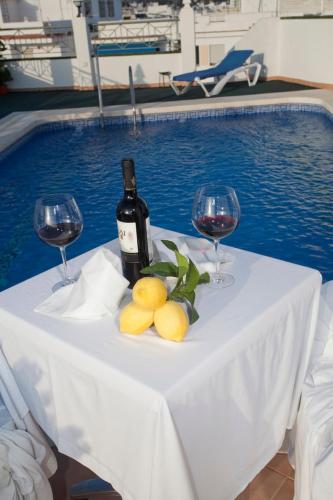 Hotel Bajamar Centro - image 12