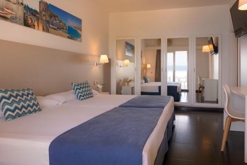 room detail thumbnail 0