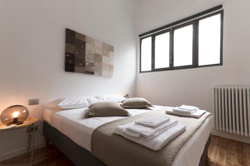 Luxury Apartments Fioravanti, Milan