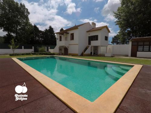  Quinta das Ginjas, Pension in Alcobaça