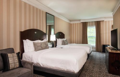 164091686 The Equinox Golf Resort & Spa