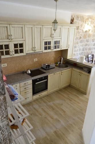 Vila Nikola - image 5