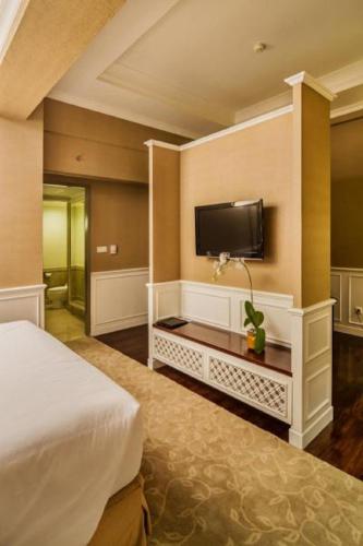 Guestroom, Royal Kuningan Hotel in Kuningan