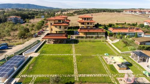 Villa EM - image 8