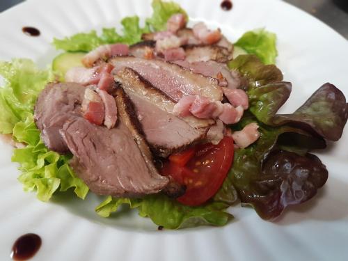 Auberge de la vallee de la gorre in แซ็ง-โลรอง-ซูร์-กอร์