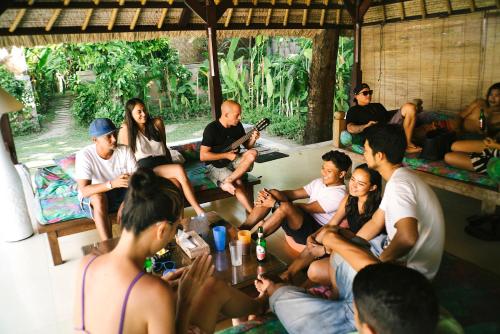 Blind Dog Inn – Sanur, CO