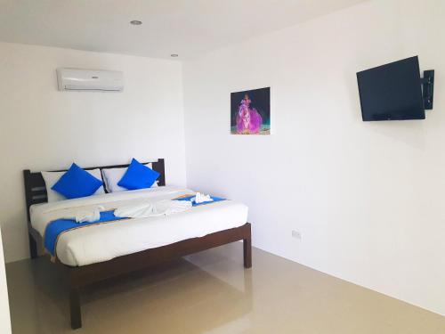 Blue Ribbon Dive Resort Room Type - Superior King Room