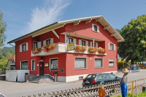 Accommodation in Satteins