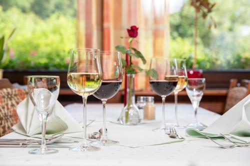 Ételek és italok, Hotel Restaurant Haus Waldesruh in Eppenbrunn