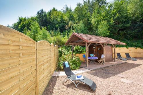 Kert, Hotel Restaurant Haus Waldesruh in Eppenbrunn