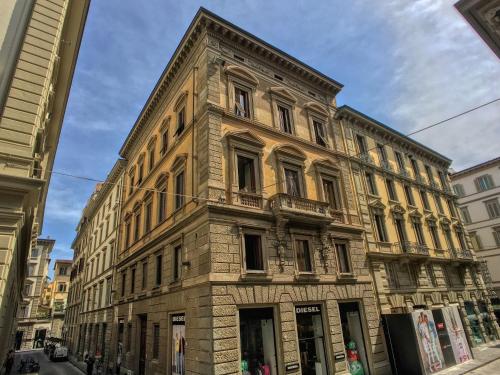 Picturesque Apartment in Florence Town Centre - main image