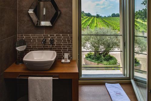 Prime Alture Wine Resort, Pension in Casteggio