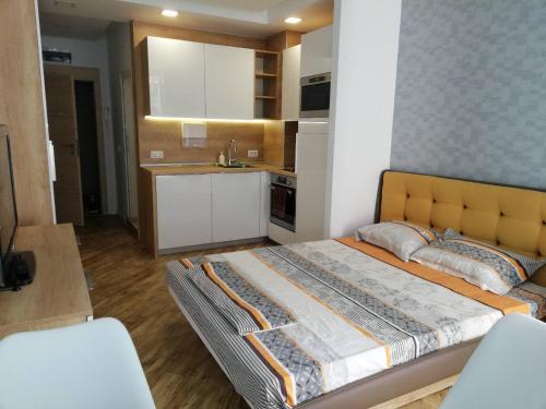 Diamond Apartment