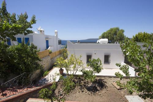 Entrada, Beach House With Direct Access to Private Beach Near Bodrum in Çamlik