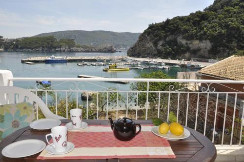 Molos Beach Apartments 2