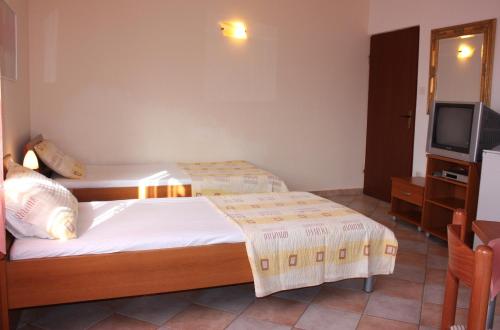 Apartments Blato - image 9