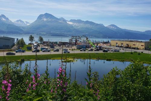 Közeli látványosságok, Keystone Hotel in Valdez (AK)