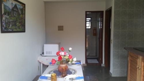 Three-Bedroom House image 2