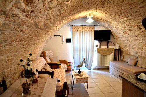 Converse fra i trulli – Alberobello, LA