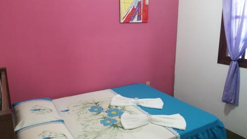 Three-Bedroom House image 1