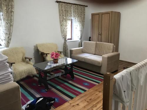 Guest House Sabriu - image 13