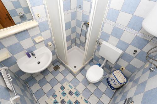 House KIA - image 13