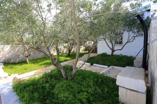 House KIA - image 11